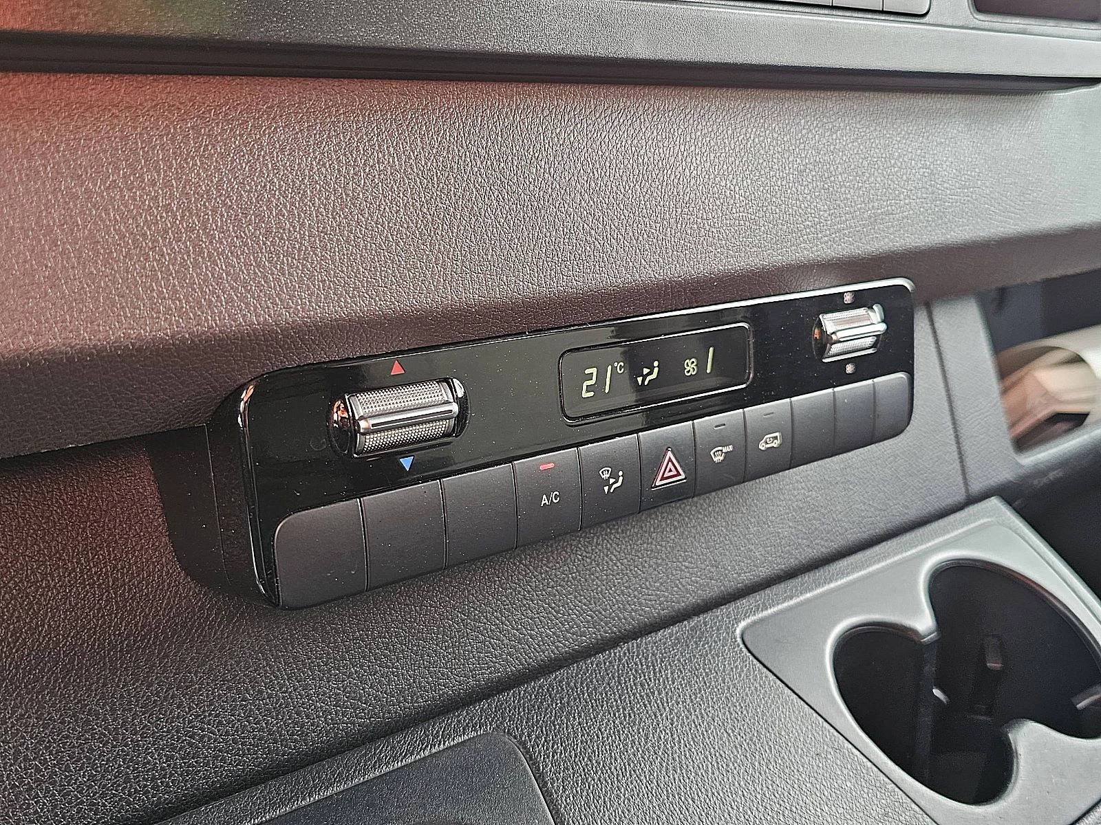 Mercedes-Benz Sprinter 2018 - 314 image 10