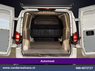 Mercedes-Benz Vito 2021 - 114 CDI 136pk 9G-Tronic Automaat L2H1 Euro6 Airco | Camera | Navigatie | Imperiaal | 2500kg Trekhaak | Apple Carplay afbeelding 2 miniatuur