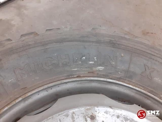 Michelin N/A - Occ vrachtwagenband Michelin 265/70R19.5 image 2