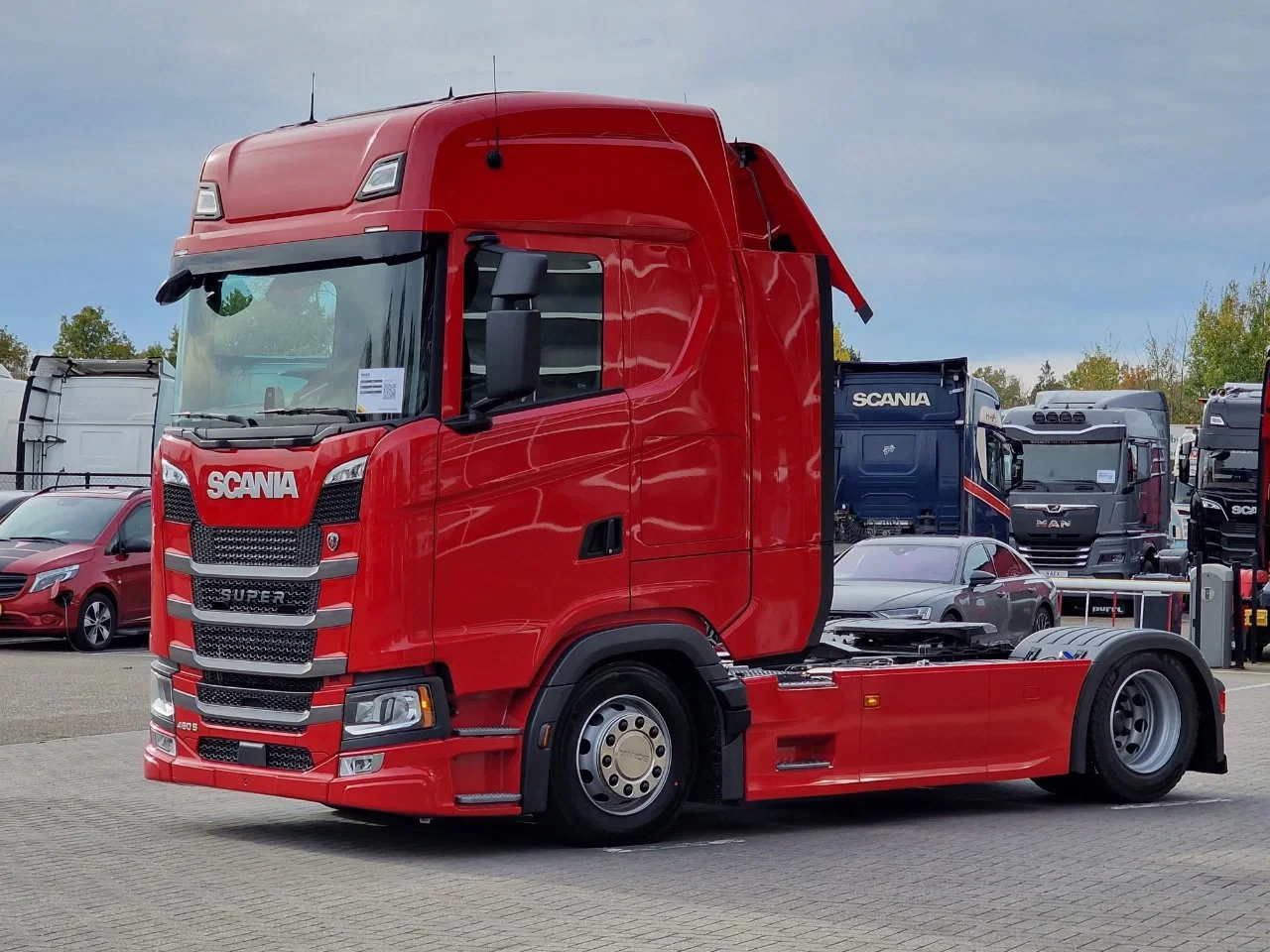 Scania S 2025 - S460 Highline 4x2 - Lowdeck - New - Retarder - Night clima - 2x tank - Led - Full spoiler Bild 3