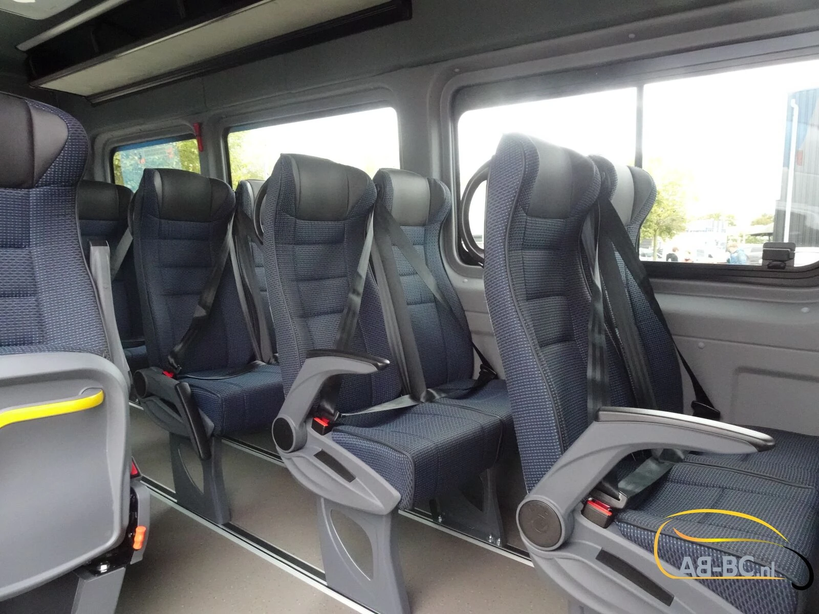 Mercedes-Benz eSprinter - 17 Seats Electric Range: 465 km Bild 59