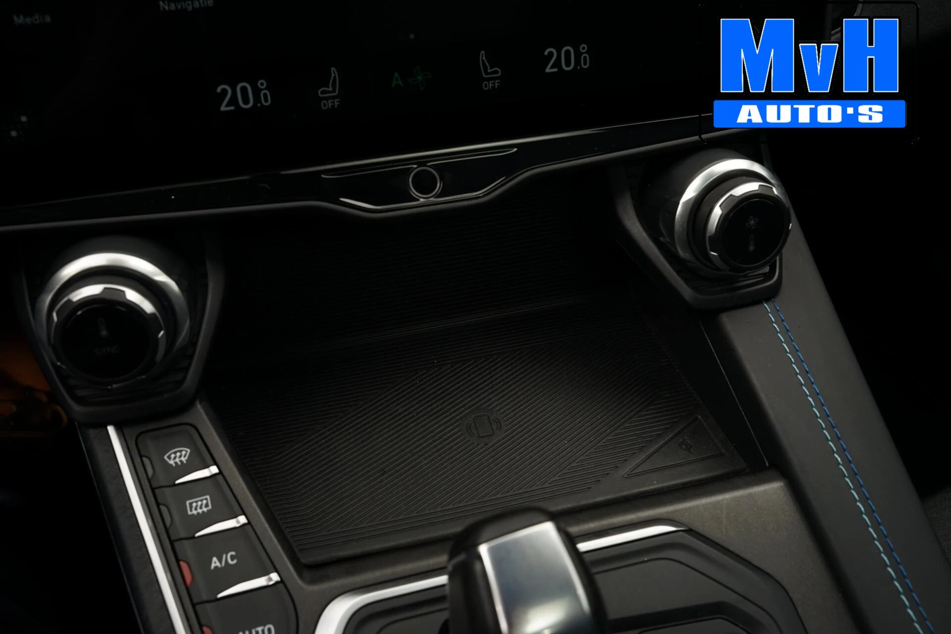 Lynk & Co 01 2023 - 1.5 PHEV|FULL BLACK XL|ZWARTE.HEMEL|LEER|SOH94% afbeelding 11