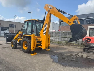 JCB N/A 2025 - 3 CX ECO 6 in 1 bucket ( UNUSED ) imagen 3