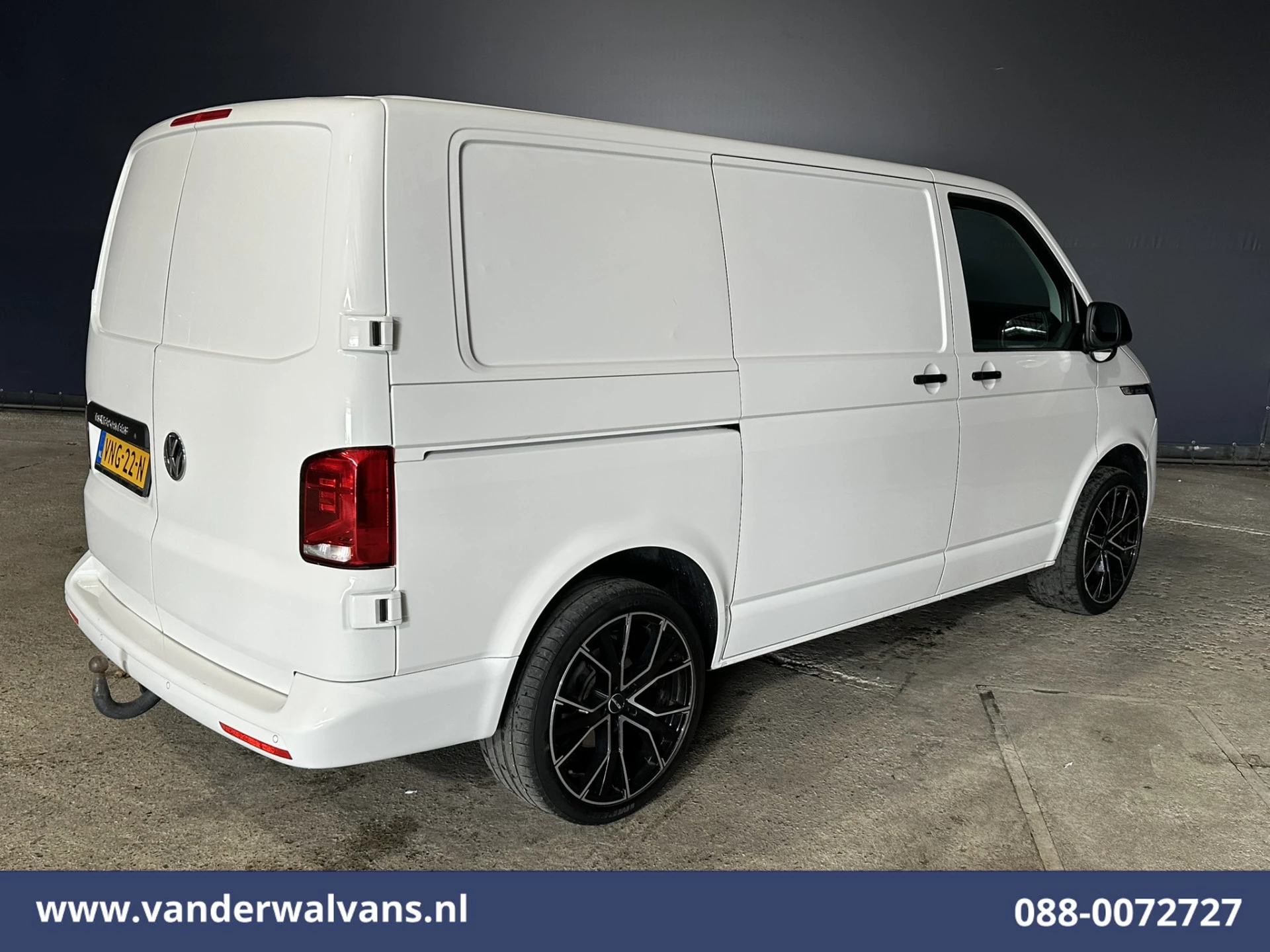 Volkswagen Transporter 2021 - 2.0 TDI L1H1 Euro6 Airco | Apple Carplay | Cruisecontrol | LM-velgen | Trekhaak | Parkeersensoren obrázek 9