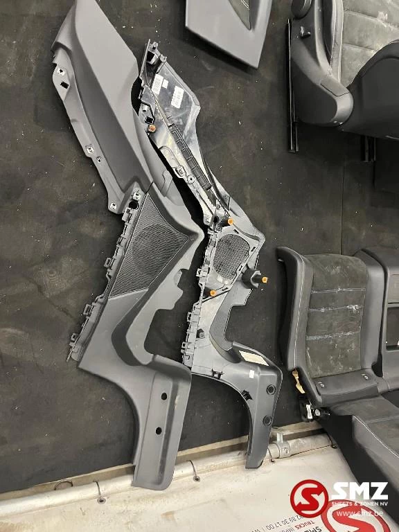 Mercedes-Benz - Occ set interieur met zetels C204FL Mercedes imagem 8