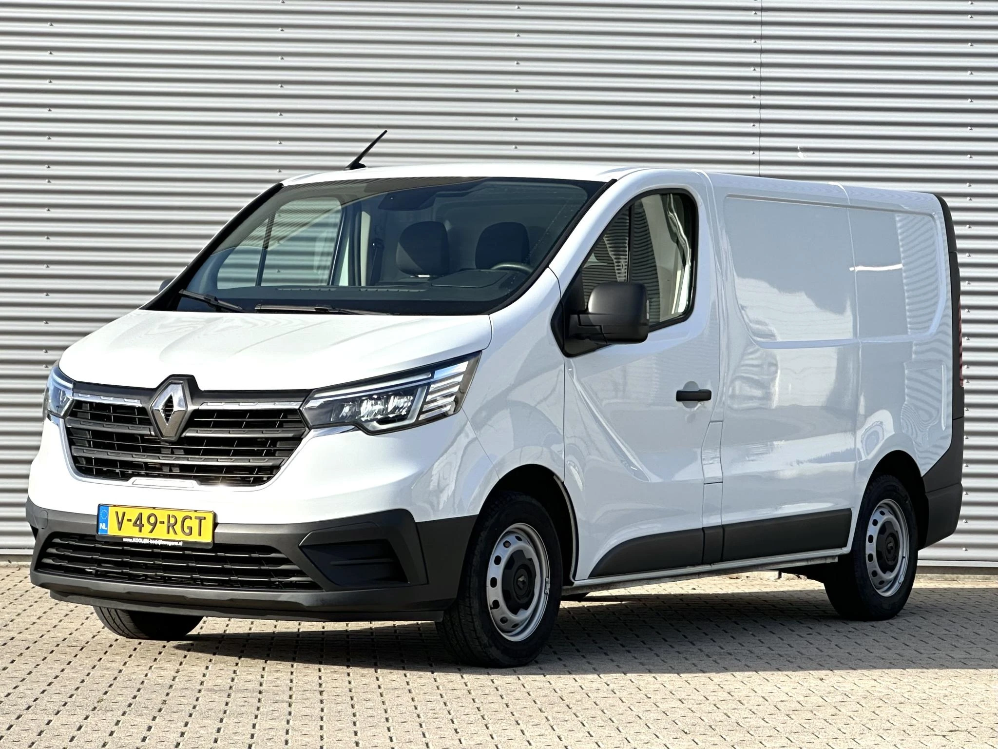 Renault Trafic 2024 - 2.0 dCi 130pk L1H1 Cruise|Airco Work Edition image 1