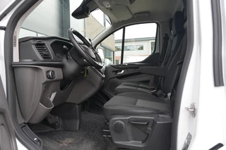 Ford Transit Custom 2023 - 300 2.0 TDCI L1H1 Trend 130pk - Trekhaak - Carplay - Stoelverwarming - Cruise - Sidesteps - Rijklaar obrazek 15