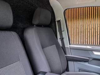 Volkswagen Transporter 2021 - 2.0 TDI Bestelwagen L2H1 obrazek 16