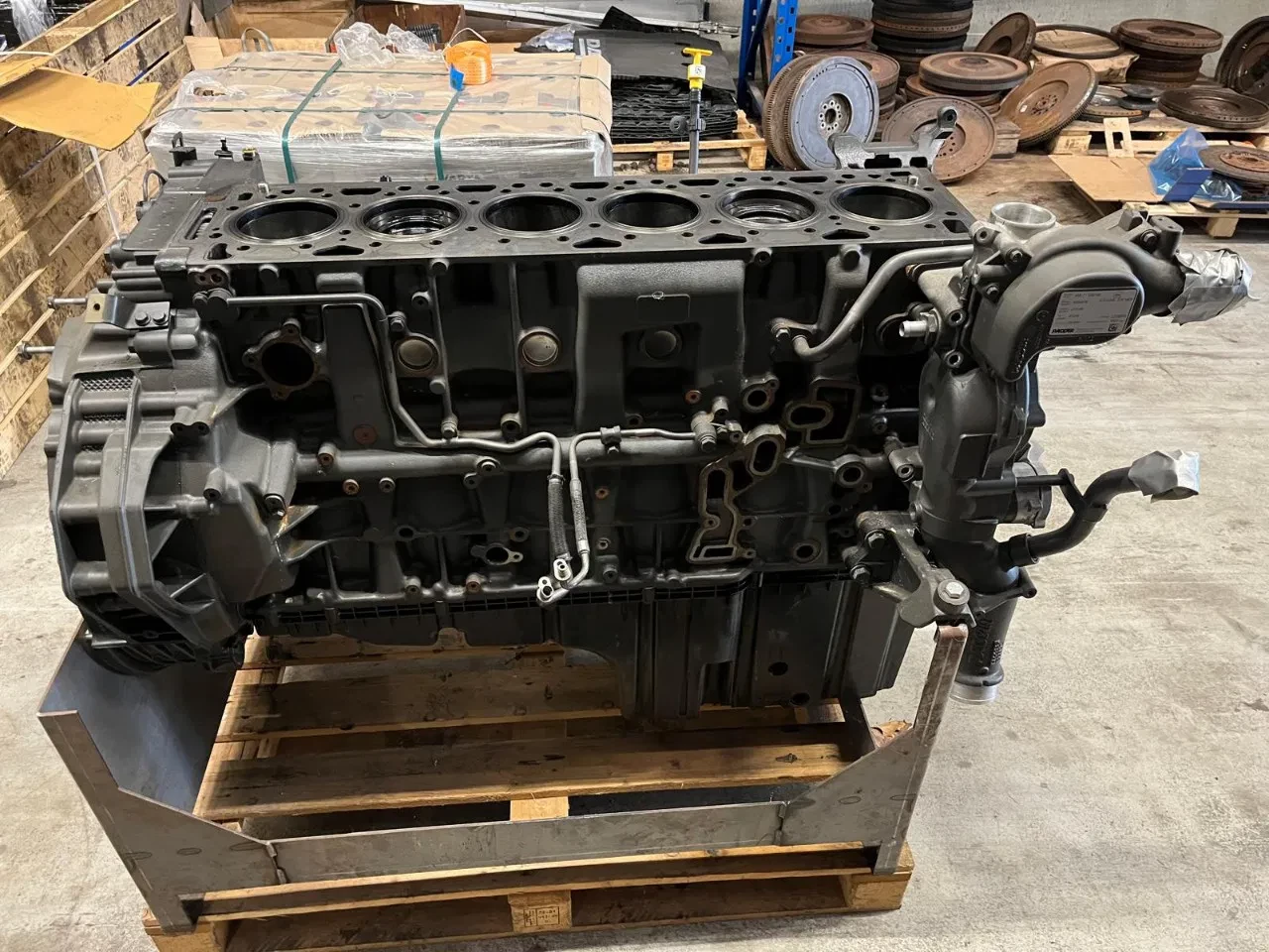 DAF - Motor MX-11 330 H3 K099318 meerdere modellen op voorraad image 1