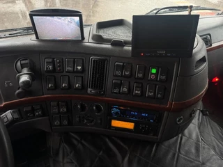Volvo FM 480 2009 - 8X2 FASSI 1300AXP28 EURO 5 + REMOTE CONTROL bild 18