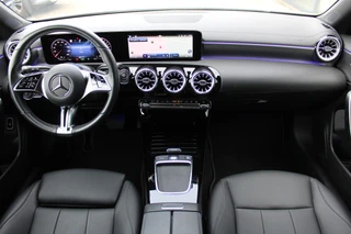 Mercedes-Benz CLA 2023 - Shooting Brake 250e AUT8 Luxury Line (FACELIFT) NIGHT PAKKET LEDER SFEER KEY-LESS GO CAMERA CARPLAY afbeelding 2 miniatuur