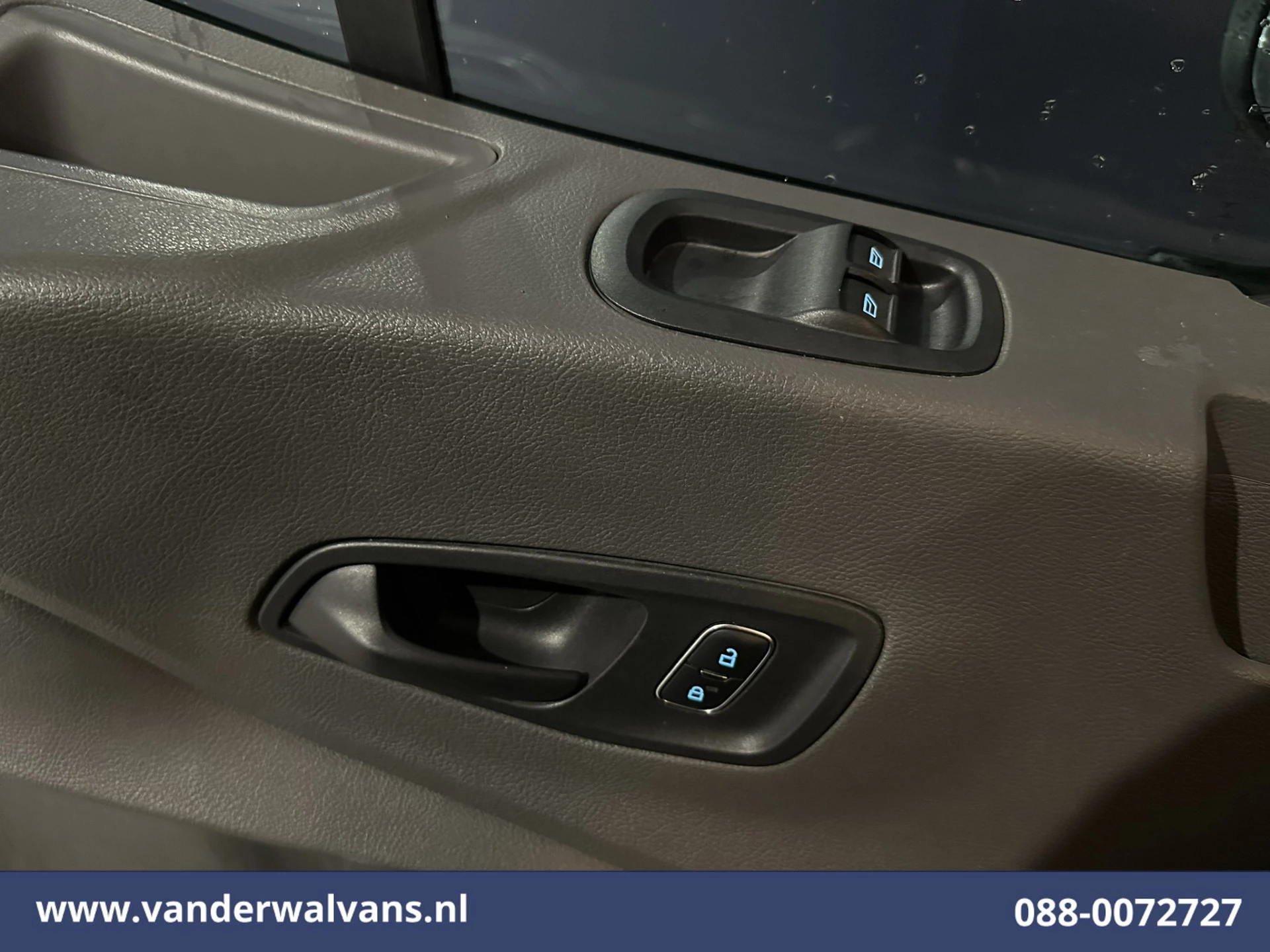 Ford Transit 2023 - 2.0 TDCI L4H3 Euro6 Airco | Cruisecontrol | Verwarmde voorruit obrázek 17