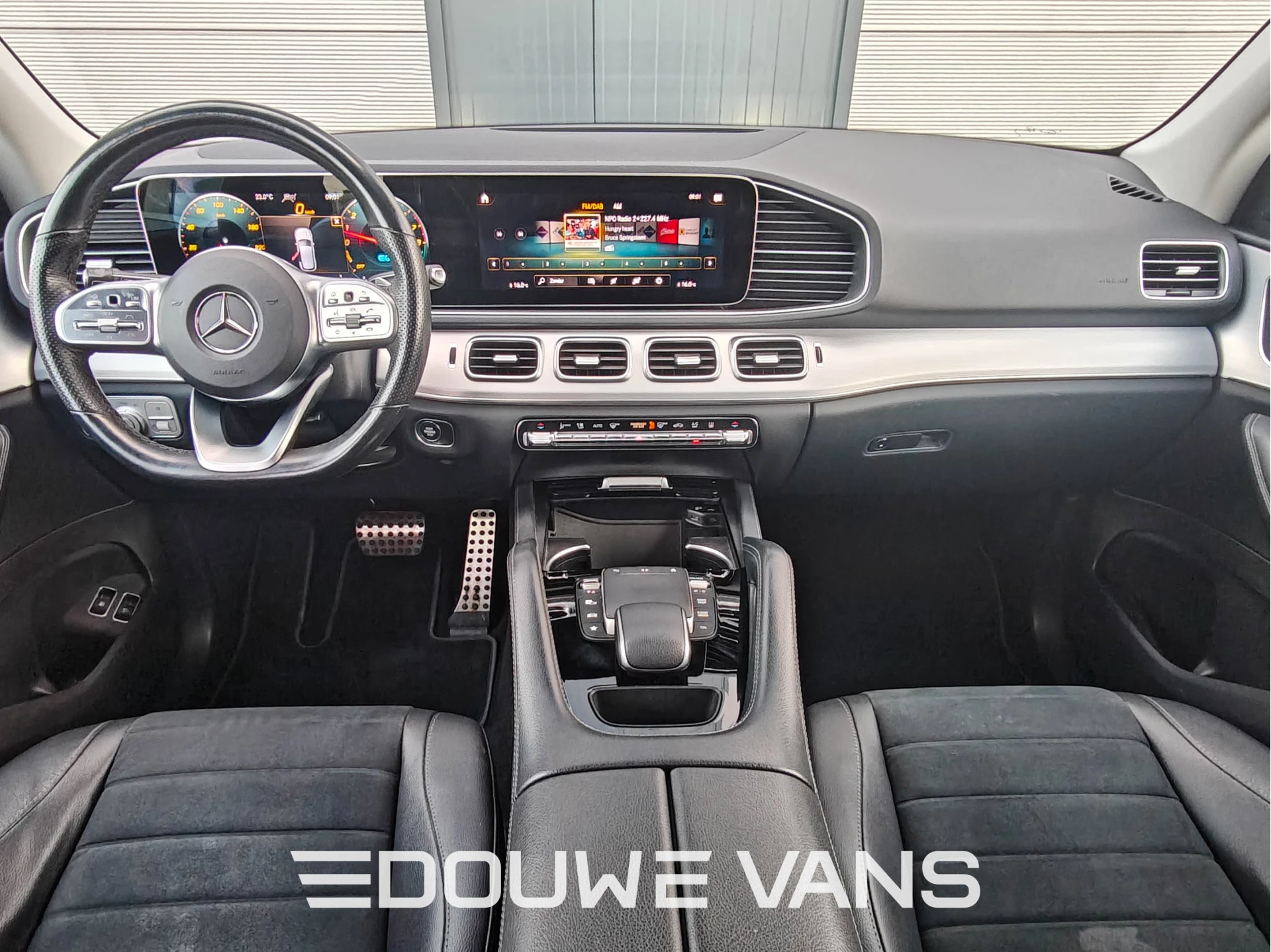 Mercedes-Benz GLE 2021 - 350e 4Matic Trekhaak AMG Leder Panorama afbeelding 14