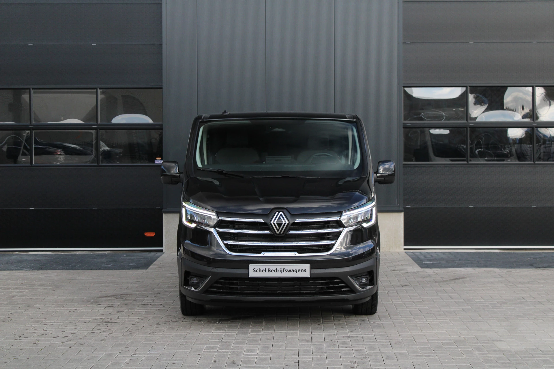 Renault Trafic 2024 - 2.0 Blue dCi 130pk T29 L2H1 Advance Dubbele Cabine - Carplay - Android - 2x Schuifdeur - Passagiersstoel - Camera - LED - Rijklaar imagen 2