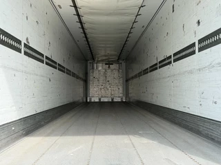 Schmitz Cargobull N/A 2017 - THERMO KING SLXi 300 / OV-Laadklep / Lift-AS image 11