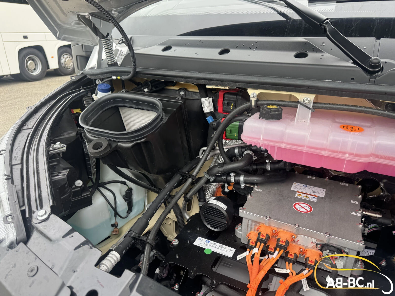 Iveco Rosero First Touring Electra, range 336 km, 24 Seats 2026 obrázek 79