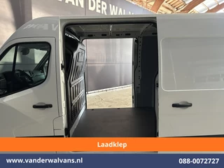 Renault Master 2021 - 2.3 dCi 150pk L2H2 Euro6 Airco | Laadklep | 2x Zijdeur | Camera | Navigatie | LED | Cruisecontrol image 2