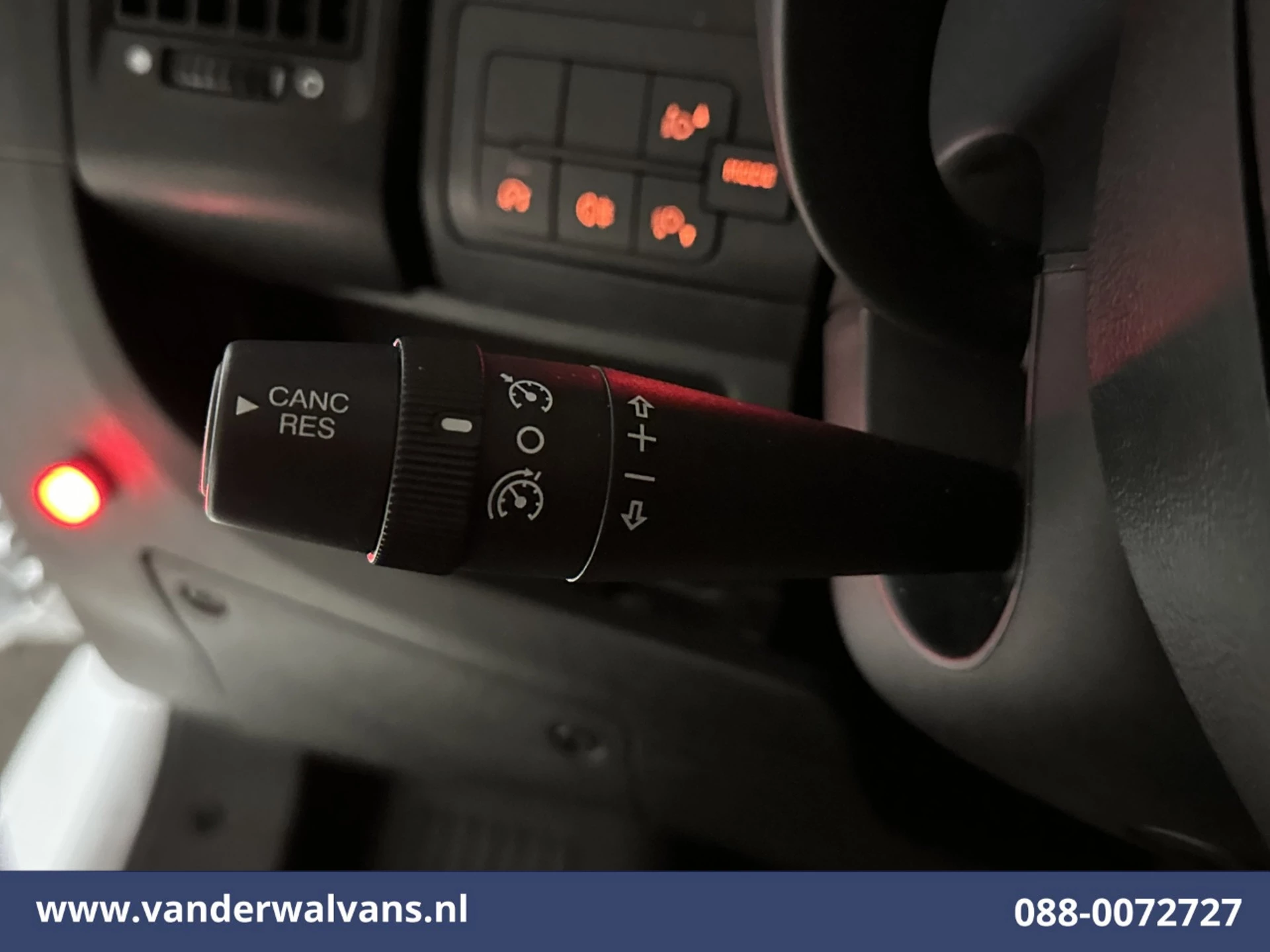 Peugeot Boxer 2022 - 2.2 BlueHDi 141pk Bakwagen 436cm Lang Laadklep Euro6 Airco | Camera | Cruisecontrol | 1085kg laadvermogen image 5
