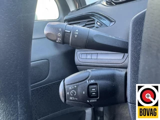 Peugeot 208 2013 - 1.2 VTi Access zdjecie 11