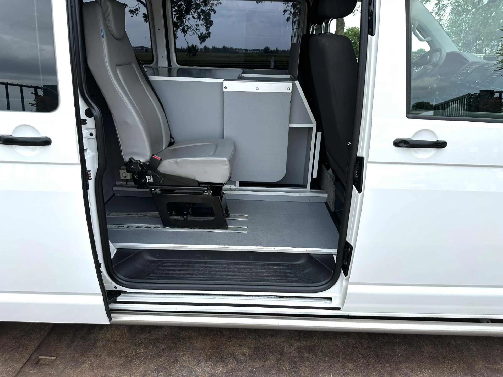 Volkswagen Transporter 2016 - Kombi 2.0 TDI L2H1 Marge EURO 6 CAMPER BASIS!!! 204 PK!!! afbeelding 51