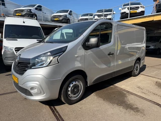 Renault Trafic 2016 - 1.6DCI L1H1 Airco Navi Cruisecontrol EURO 6 MOTOR SCHADE afbeelding 2 miniatuur