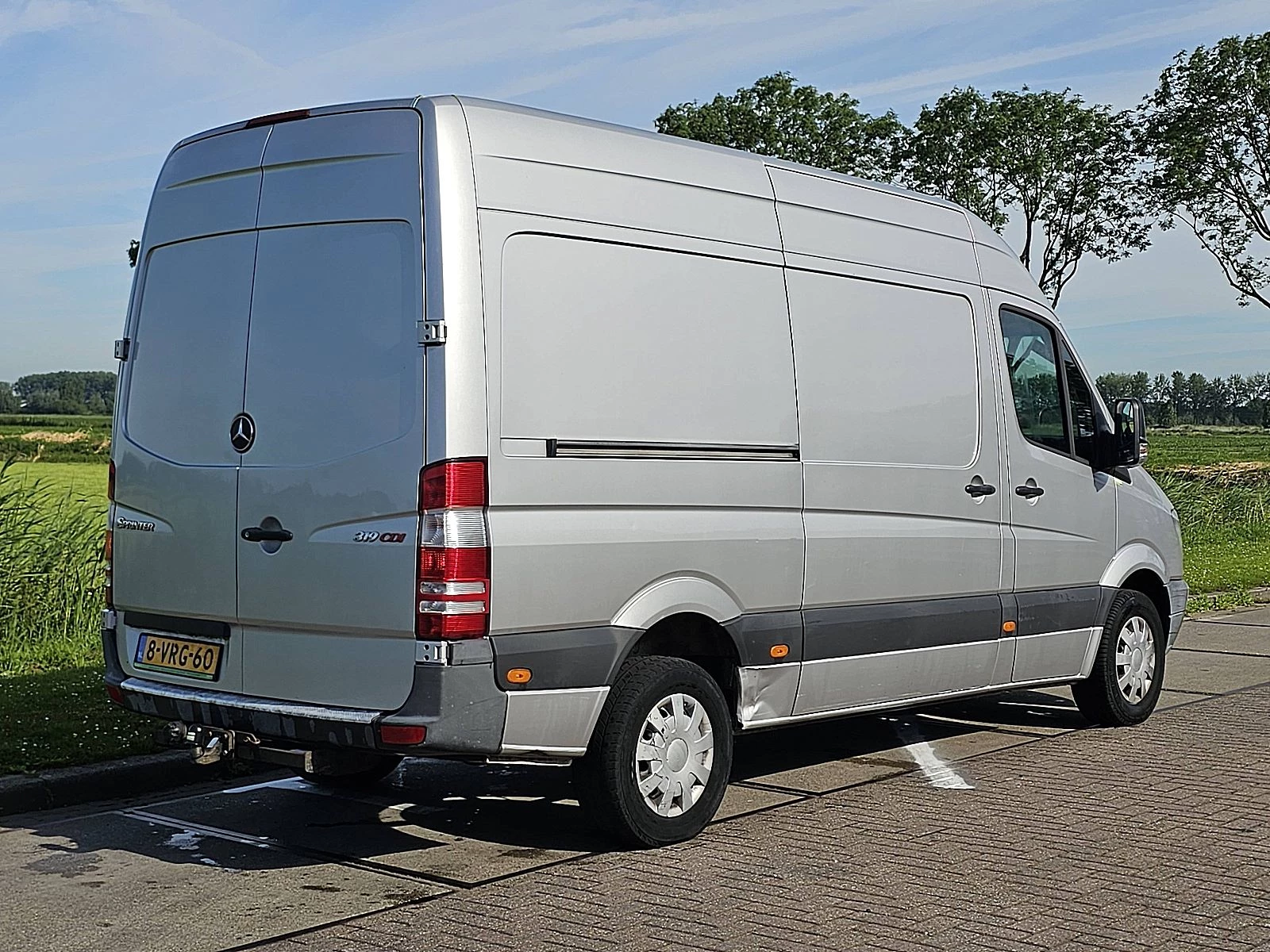 Mercedes-Benz Sprinter 2011 - 319 obrázek 3