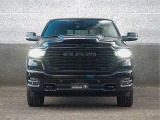Dodge Ram 1500 2024 - Laramie Night SST Hurricane 426pk image 4