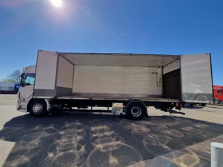 Scania P 2015 - P280 4x2 - Box with sidedoors - Loadlift - Full air - 5.70 WB - Euro 6 obrazek 28