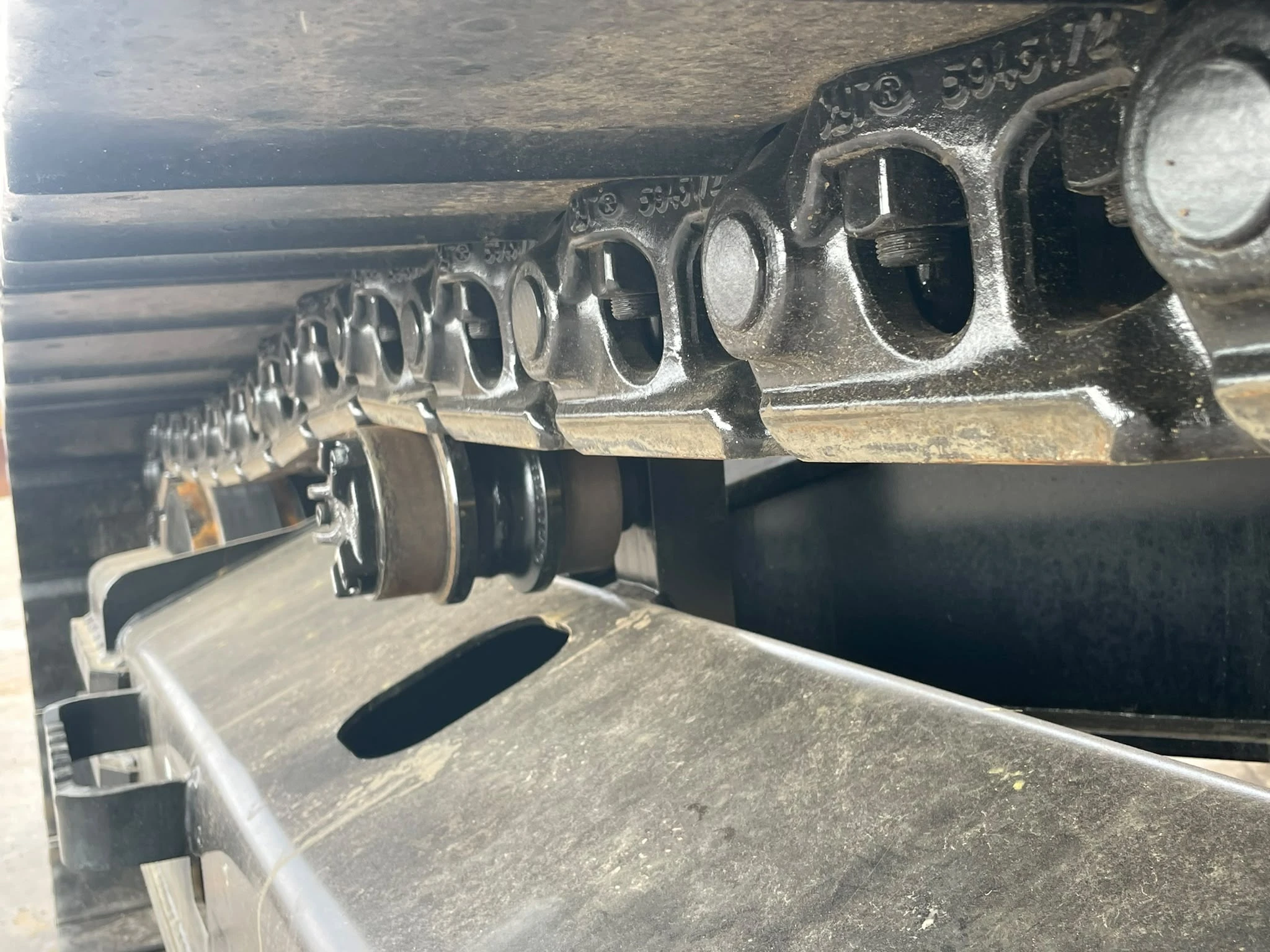 Caterpillar 323D3 2025 Bild 14