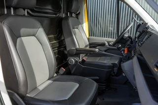 Volkswagen Crafter 2020 - 4 MOTION L3H2 | 141 PK | Cruise | Camera | PDC | Zijschuifdeur L+R | Airco afbeelding 13