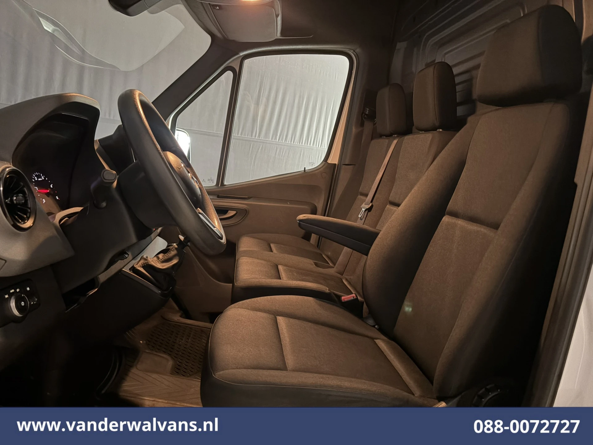 Mercedes-Benz Sprinter 2021 - 315 CDI 150pk L2H2 Euro6 Airco | Camera | Apple Carplay | Android Auto afbeelding 12