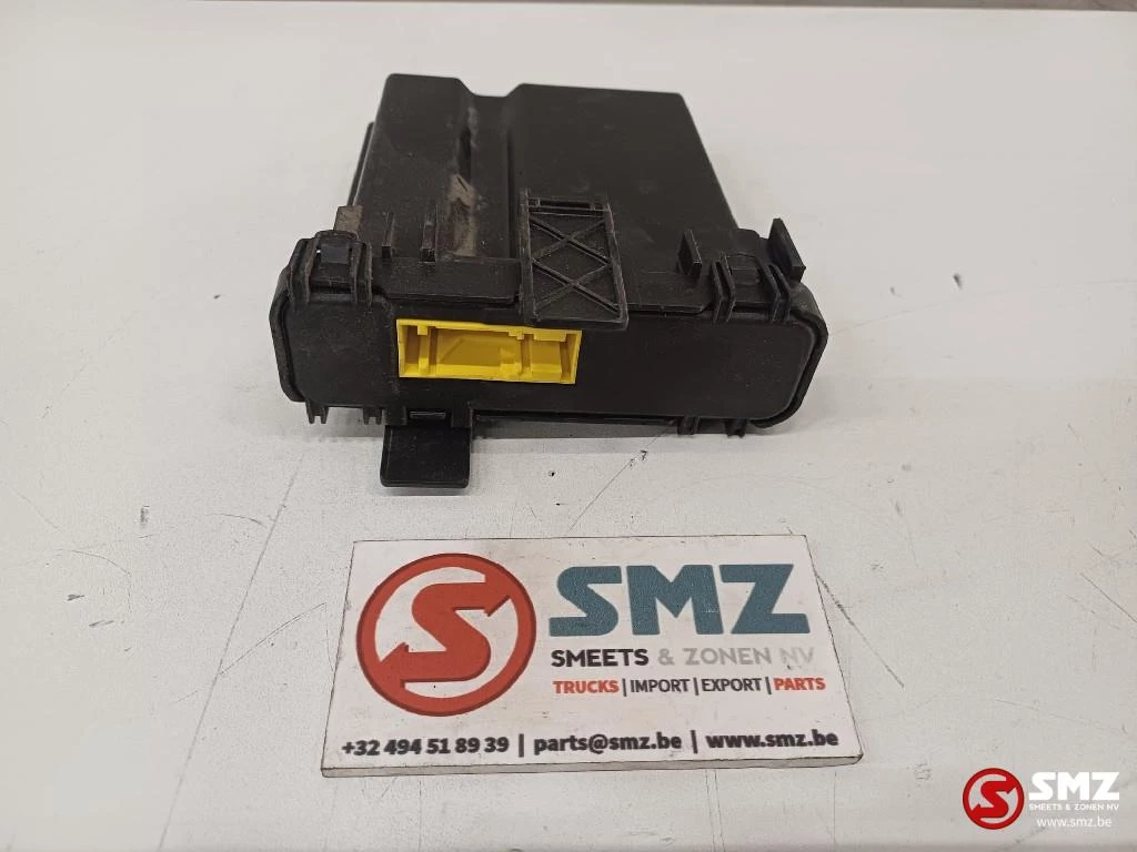 Renault 2015 - Occ ECU HMIIOM regeleenheid Renault afbeelding 1