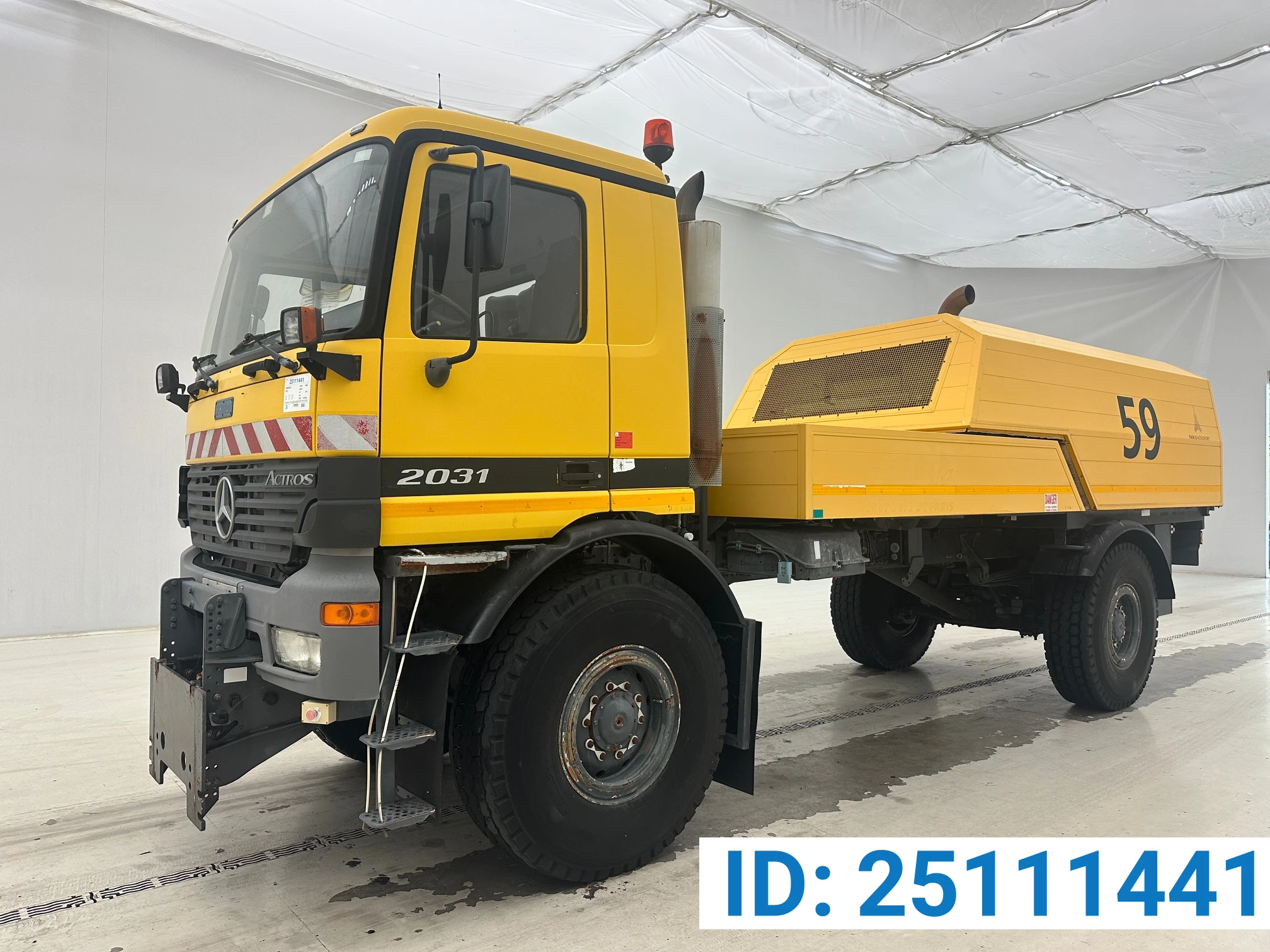 Mercedes-Benz 1999 - 2031 - 4x4 sneeuwruimer afbeelding 1