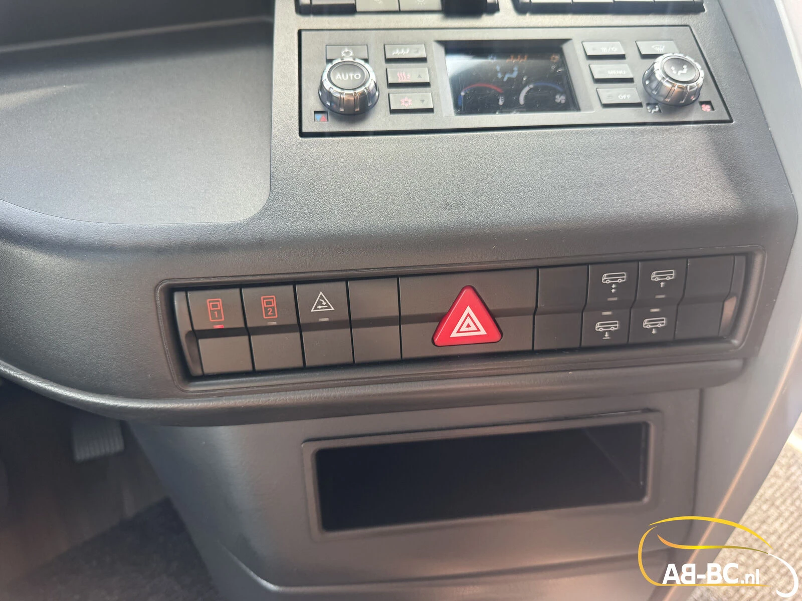 Mercedes-Benz Tourismo RHD 2023 afbeelding 76