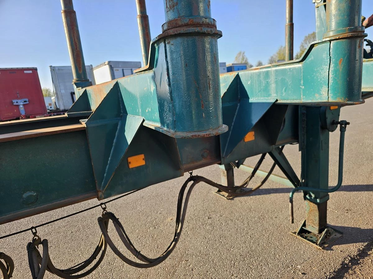 LEONET TB 18 - WOOD TRAILER WITH CRANE - BPW DRUM STEEL SUSPENSION. 1992 image 15