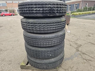 MICHELIN 275/80 R 22.5 2005 - N/A bild 4