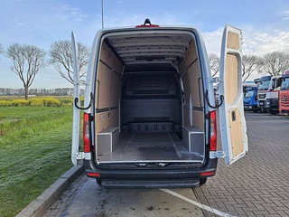 Mercedes-Benz Sprinter 2023 - 317 obrazek 13