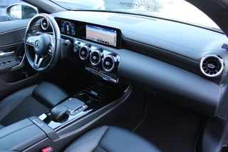 Mercedes-Benz CLA 2022 - Shooting Brake 180 AUT7 Luxury Line LEDER NAVI CAMERA CARPLAY obrazek 12