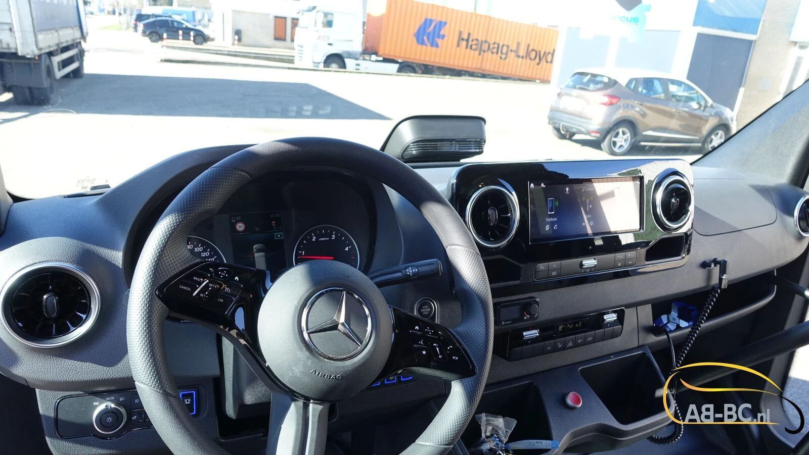 Mercedes-Benz Sprinter 2026 - NEW 519 CDI - 24 Seats EURO 6 zdjęcie 42