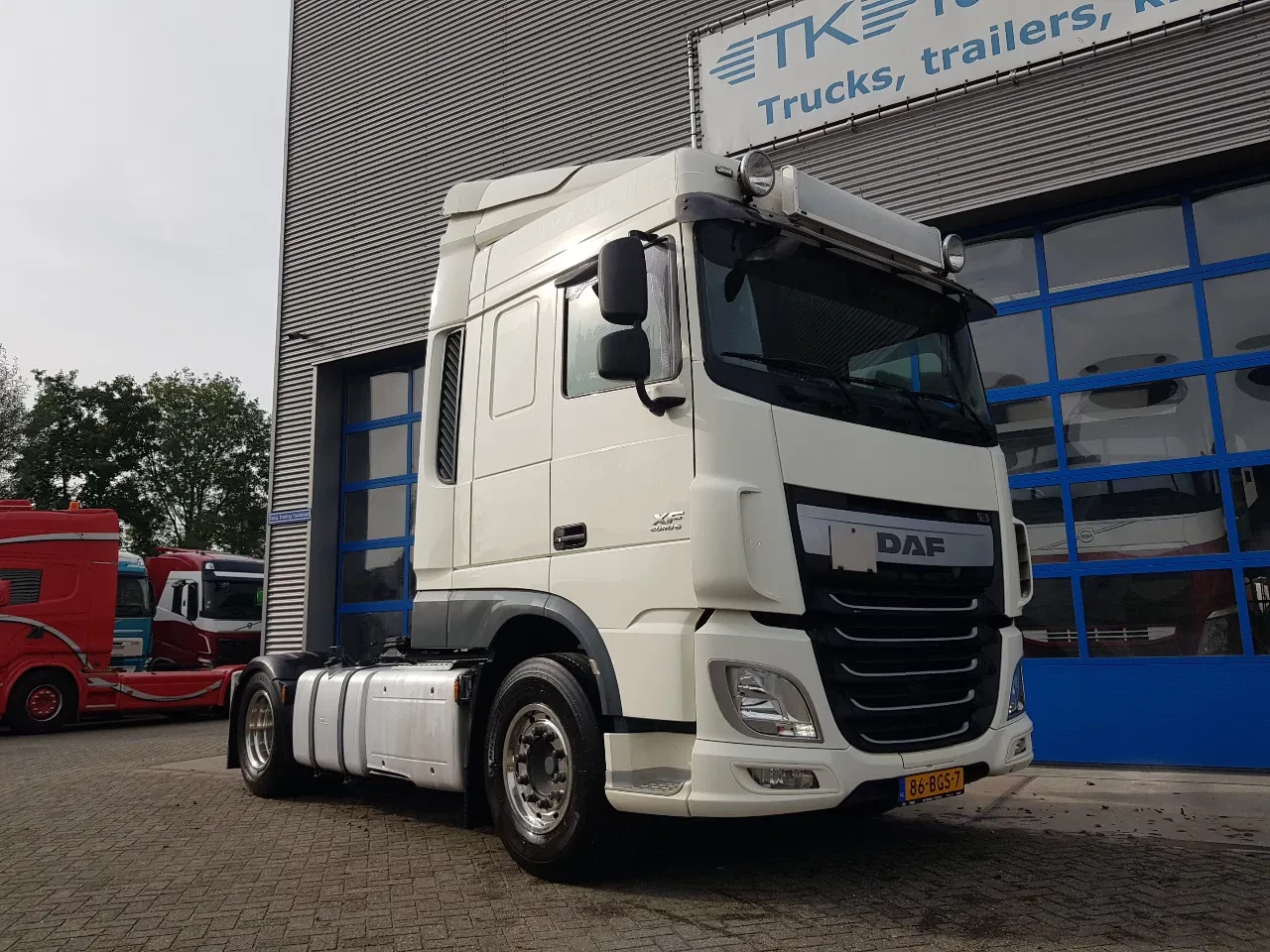 DAF XF 440 2016 - 616 DKM Double Tank Brandnew condition imagen 5