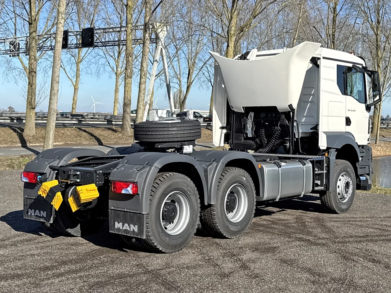 MAN TGS 2025 - 33.440 Premium Tractor Head (20 units) afbeelding 6