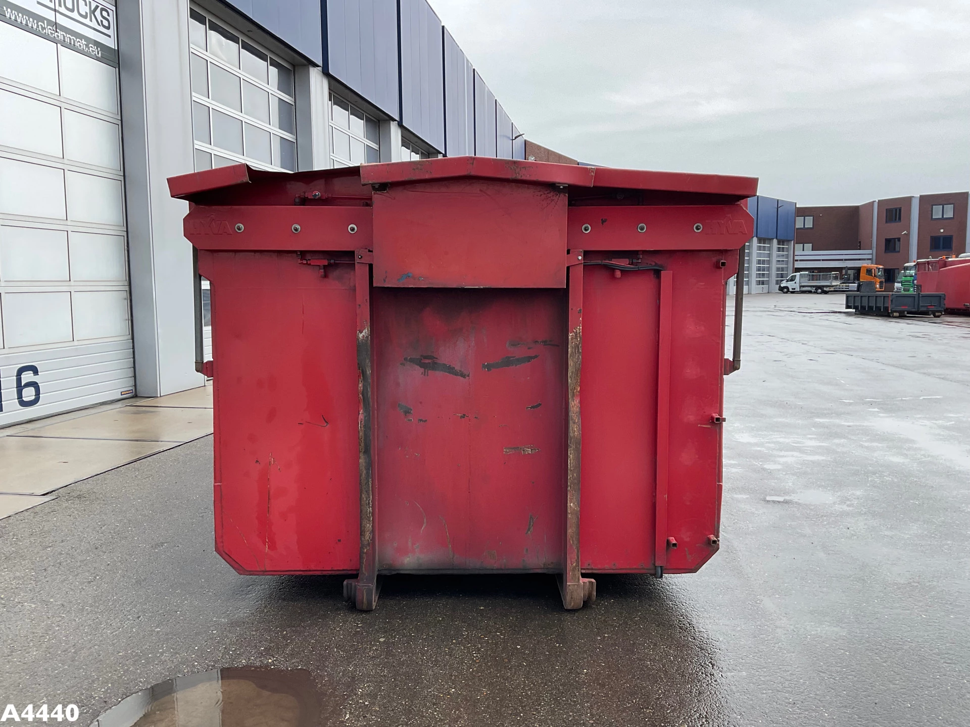 Container 25 m³ met milieukleppen afbeelding 5