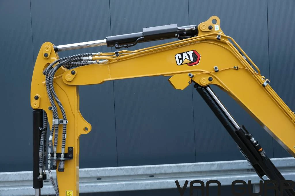 Cat 2023 - 302.7 CR | 2023 | 298h | Airco | afbeelding 10