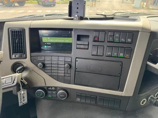 Volvo FM 330 2018 - N/A obrazek 19