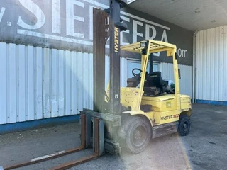 Hyster H 3.00 XM 2001 - LPG Fork Lift image 1