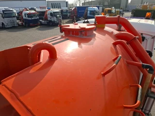 MAN TGS 2011 - 35.360 / WICOM SEWAGE SUCTION 200 BAR / 8X4 / !! 236672 KM !! / 2XLENKACHSE / FRIDGE / MANUAL / EURO-5 / 2011 obrazek 23