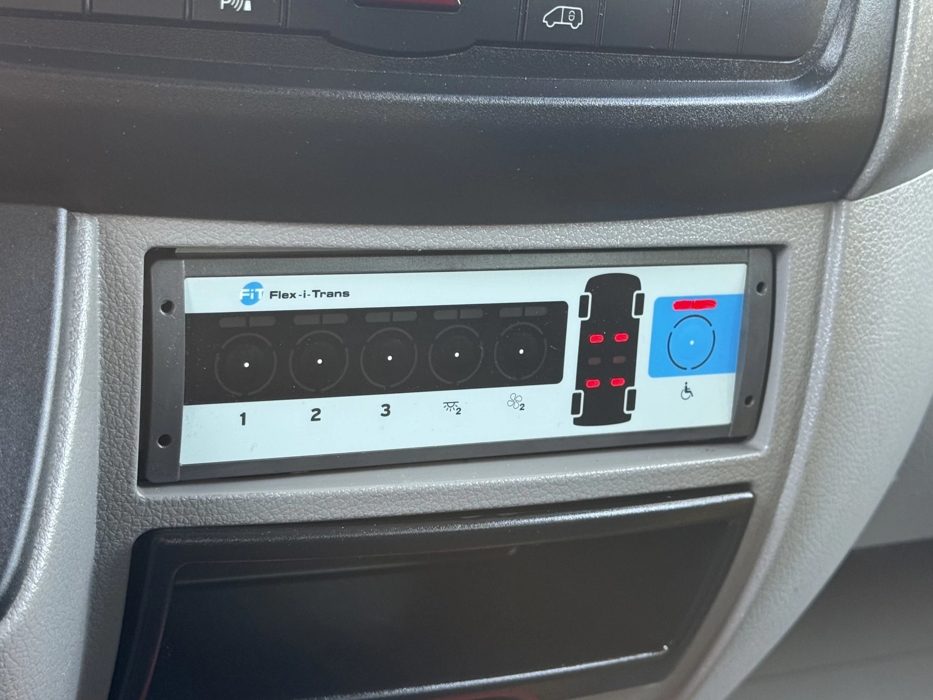 Mercedes-Benz Sprinter 2018 - 314 CDI AUTOMAAT EURO 6 / FLEXI-TRANS ROLSTOELBUS + LIFT / L2H2 / 9 PERSOONS / CAMERA / AIRCO / PRIJS INCL BTW EN BPM obrázek 22