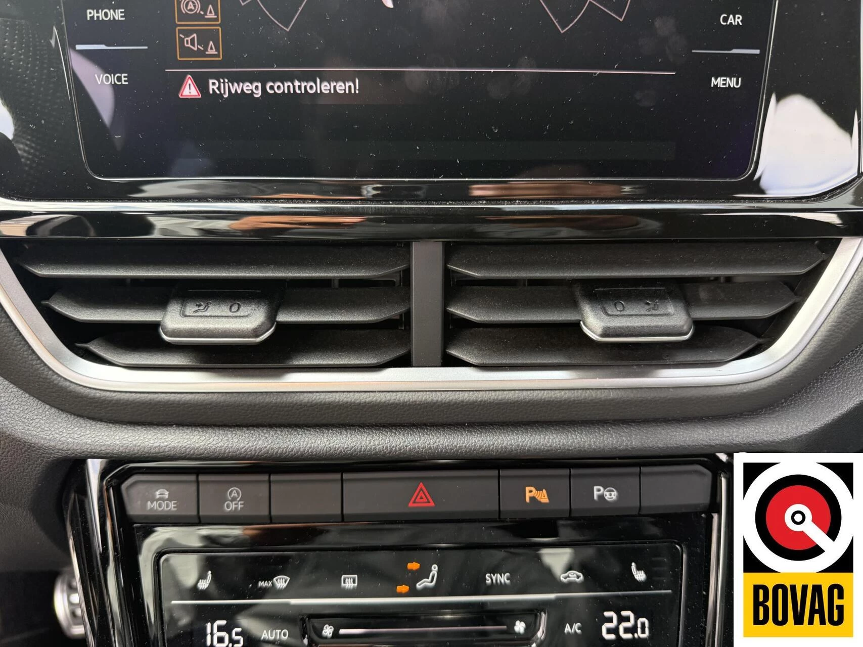 Volkswagen T-Roc 2023 - 1.0 TSI R-Line afbeelding 13