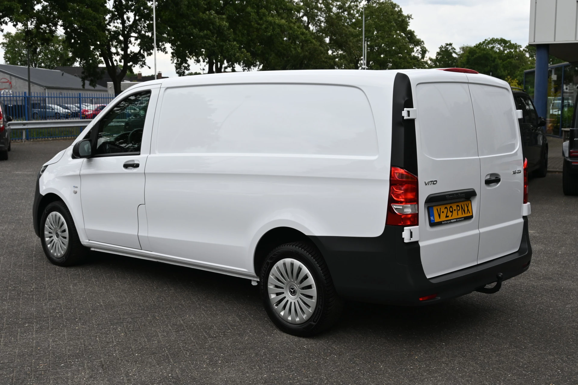 Mercedes-Benz Vito 2024 - 116 CDI L2 Pro imagem 10