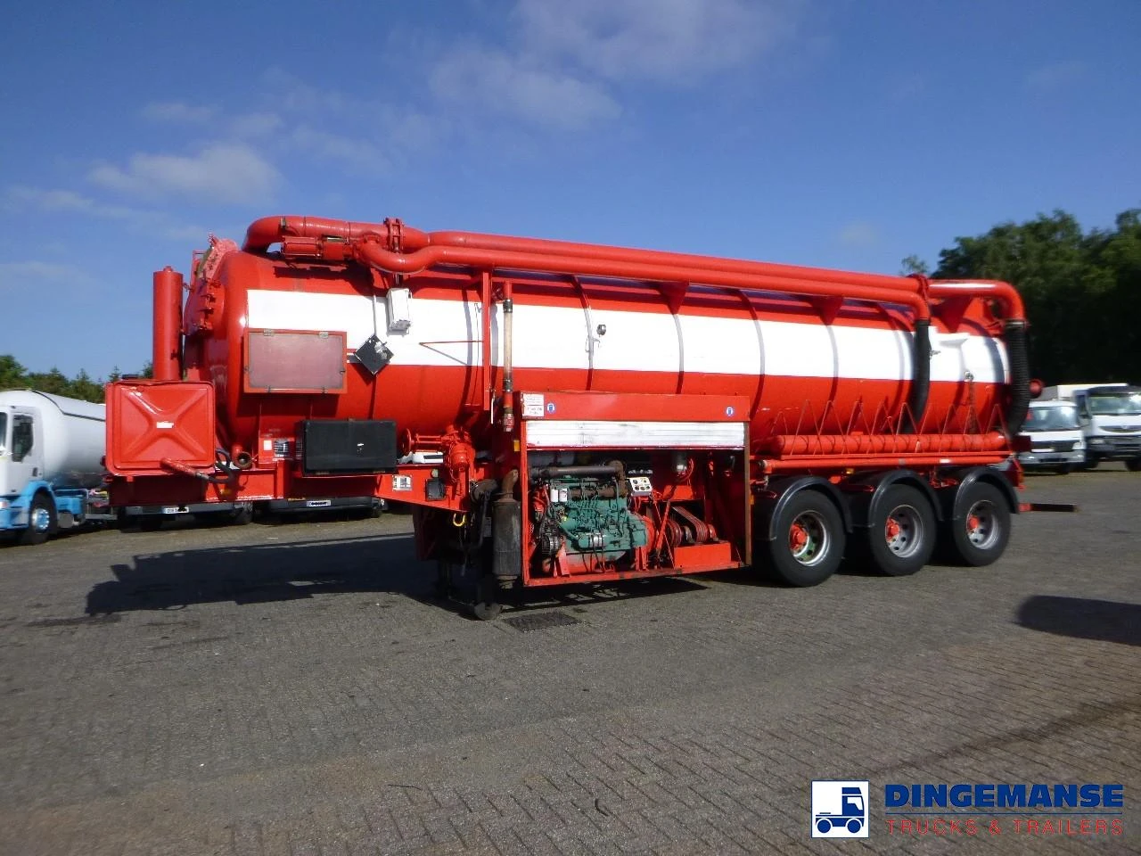 AHP Vacuum tank steel (tipping) 29 m3 / 1 comp 1997 obrázek 1